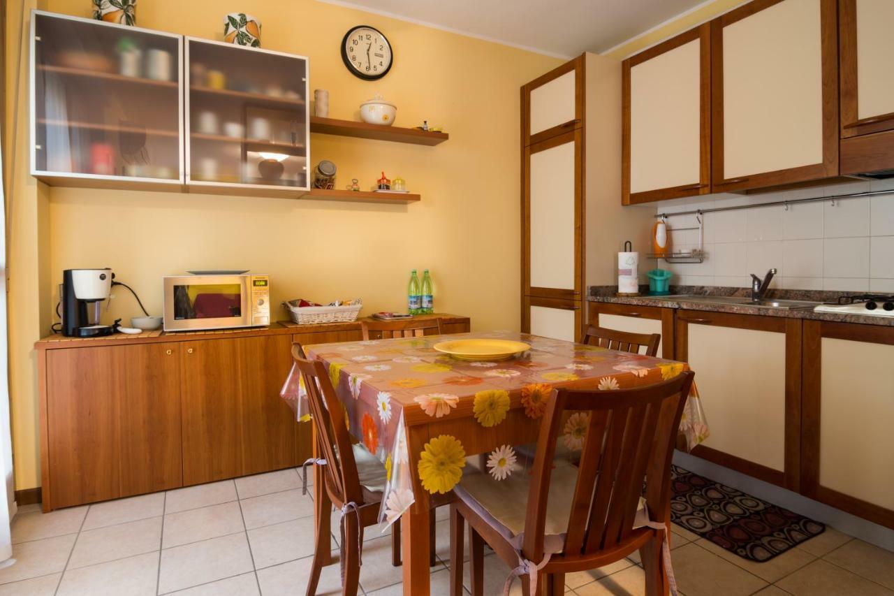 Cozy Penthouse Villa ซานโดนาโต มีลาเนเซ ภายนอก รูปภาพ